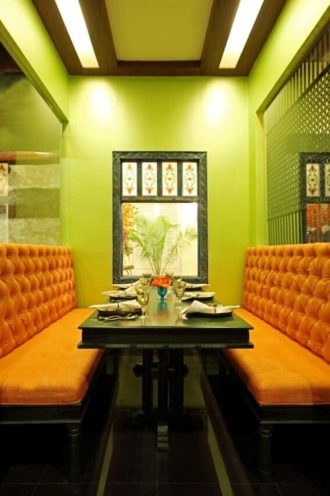 Tuli Imperial Hotel Nagpur Bagian luar foto