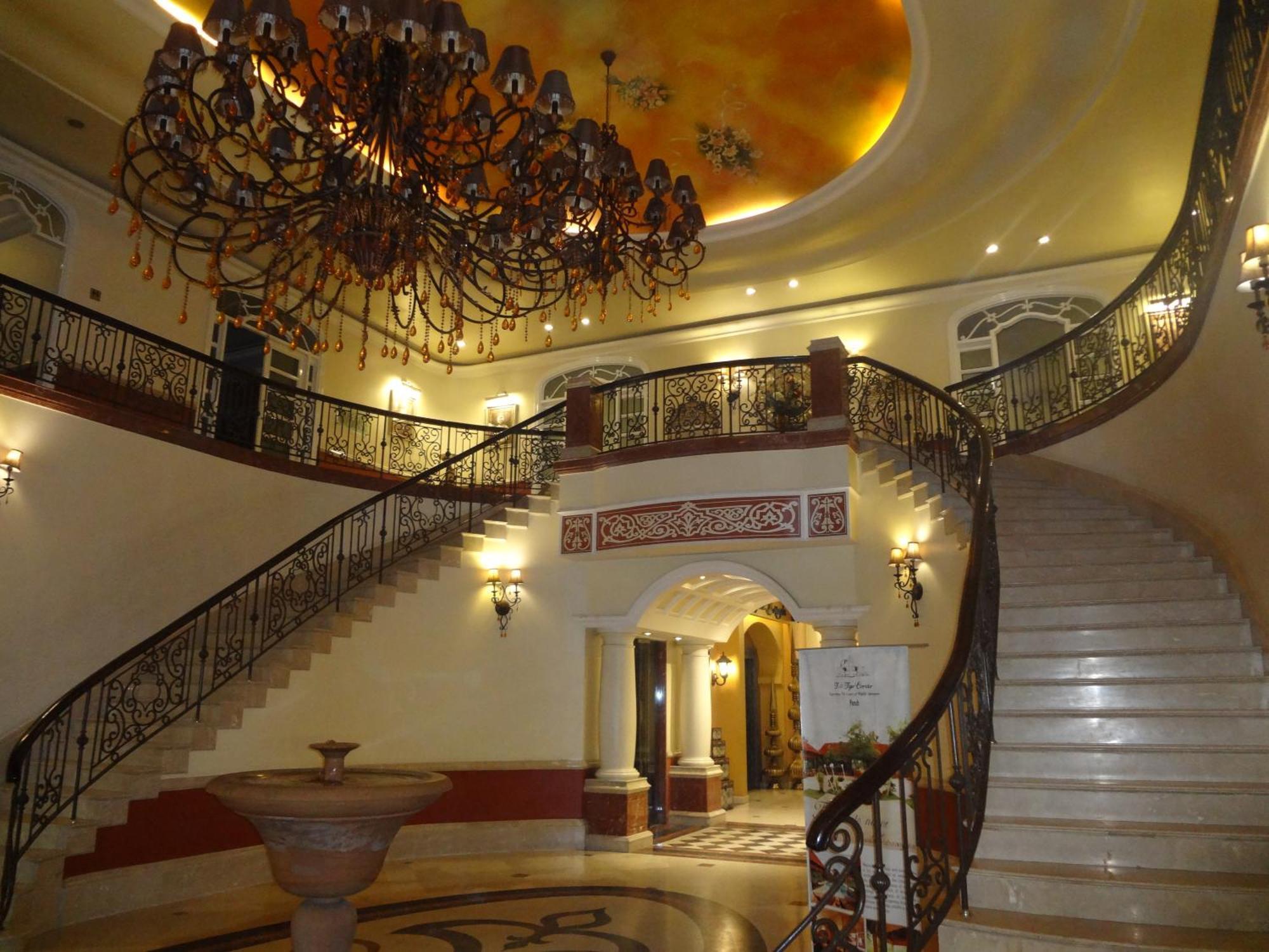 Tuli Imperial Hotel Nagpur Bagian luar foto