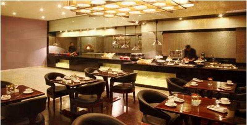 Tuli Imperial Hotel Nagpur Bagian luar foto