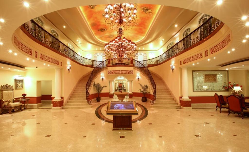 Tuli Imperial Hotel Nagpur Bagian luar foto