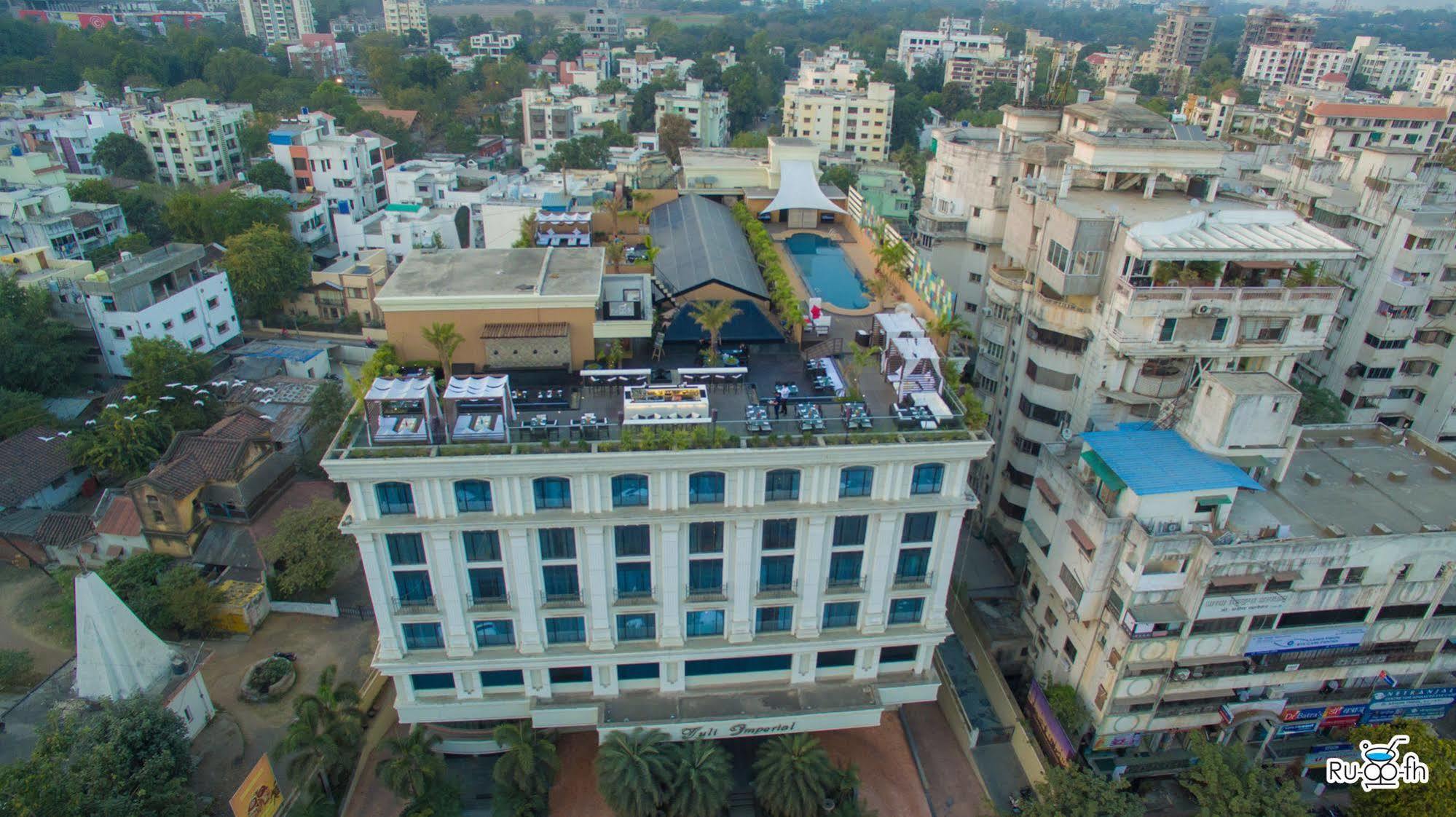 Tuli Imperial Hotel Nagpur Bagian luar foto