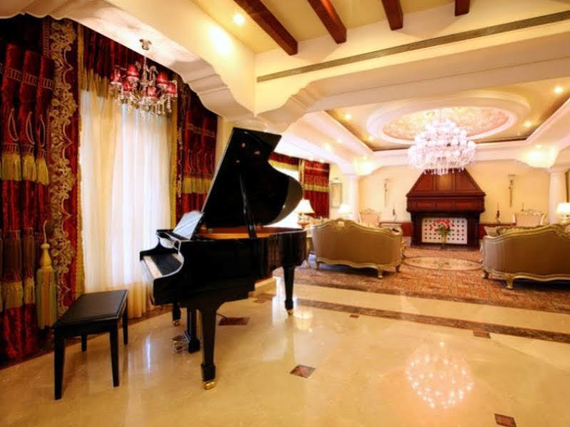 Tuli Imperial Hotel Nagpur Bagian luar foto